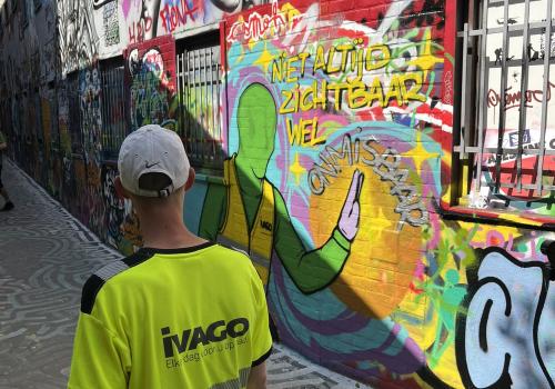 Milieuwerker Graffitistraatje